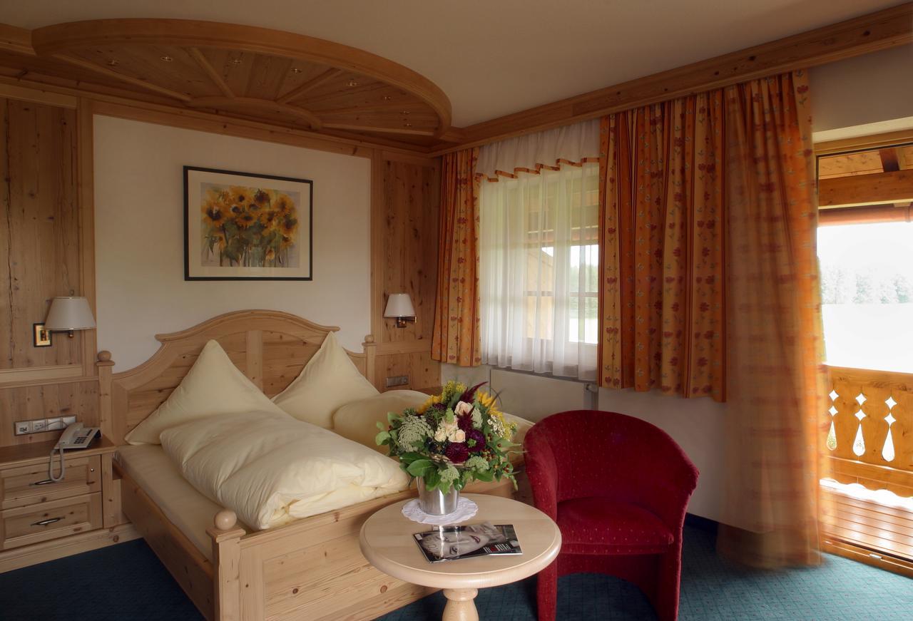 Landhotel Hoisl-Bräu Penzberg Buitenkant foto